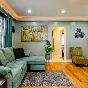 Apartment Zen Retreat, New York