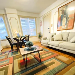 Apartment Nyc Cozy Private Bedroom With Free Parking & Near Subway - Business & Tourists, New York